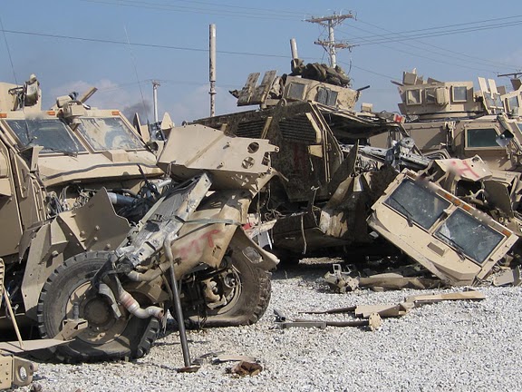 подрыв на мине американской бронированной техники в Ираке
