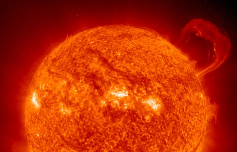 На Земле началась необычная магнитная буря, вызванная корональной дырой на Солнце