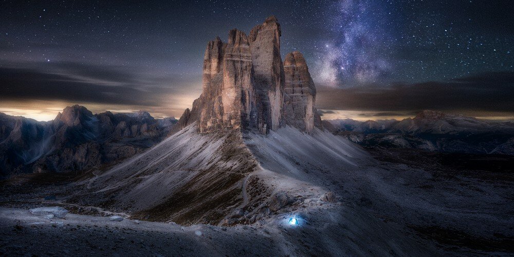 «Млечный путь над тремя вершинами». Италия. Фото: Даниэль Триппольт