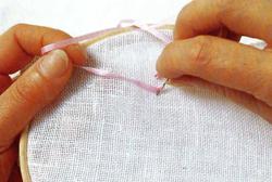 Уроки по вышивке лентами