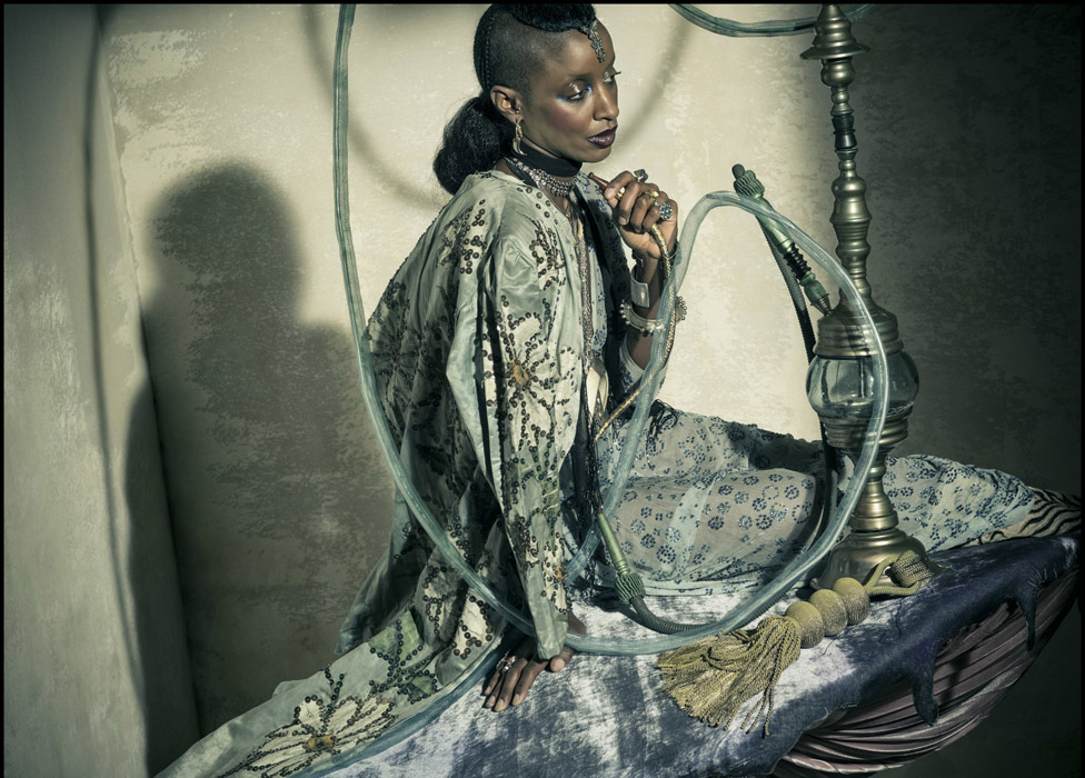 Появились фото со съемок нового календаря Pirelli 2018