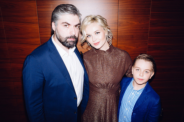 Полина Гагарина с мужем Дмитрием Исхаковым и сыном Андреем
