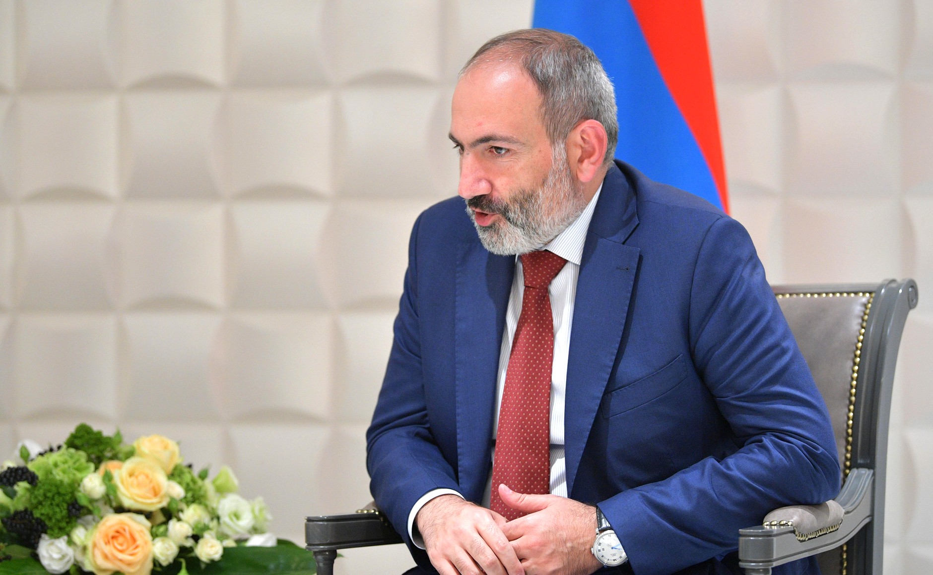 В кабмине Армении ответили, за чей счёт Пашинян отдыхал с женой в Берлине