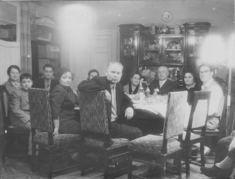 Душевные фотографии советских застолий Душевные фотографии советских застолий