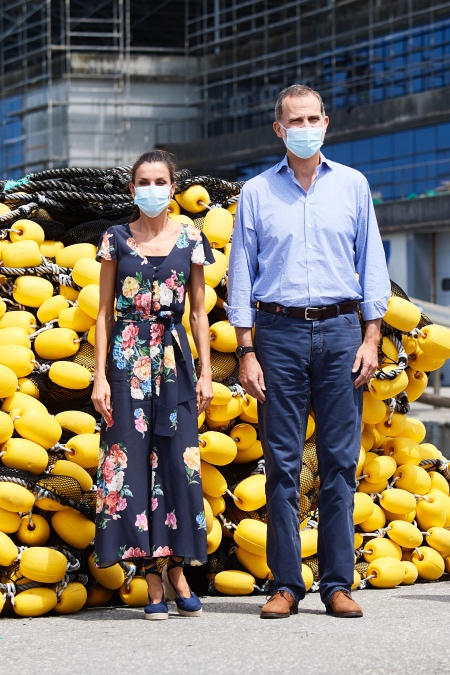 Осознанное потребление: королева Летиция путешествует по Испании в старых нарядах Осознанное потребление: королева Летиция путешествует по Испании в старых нарядах Монархи,Новости монархов