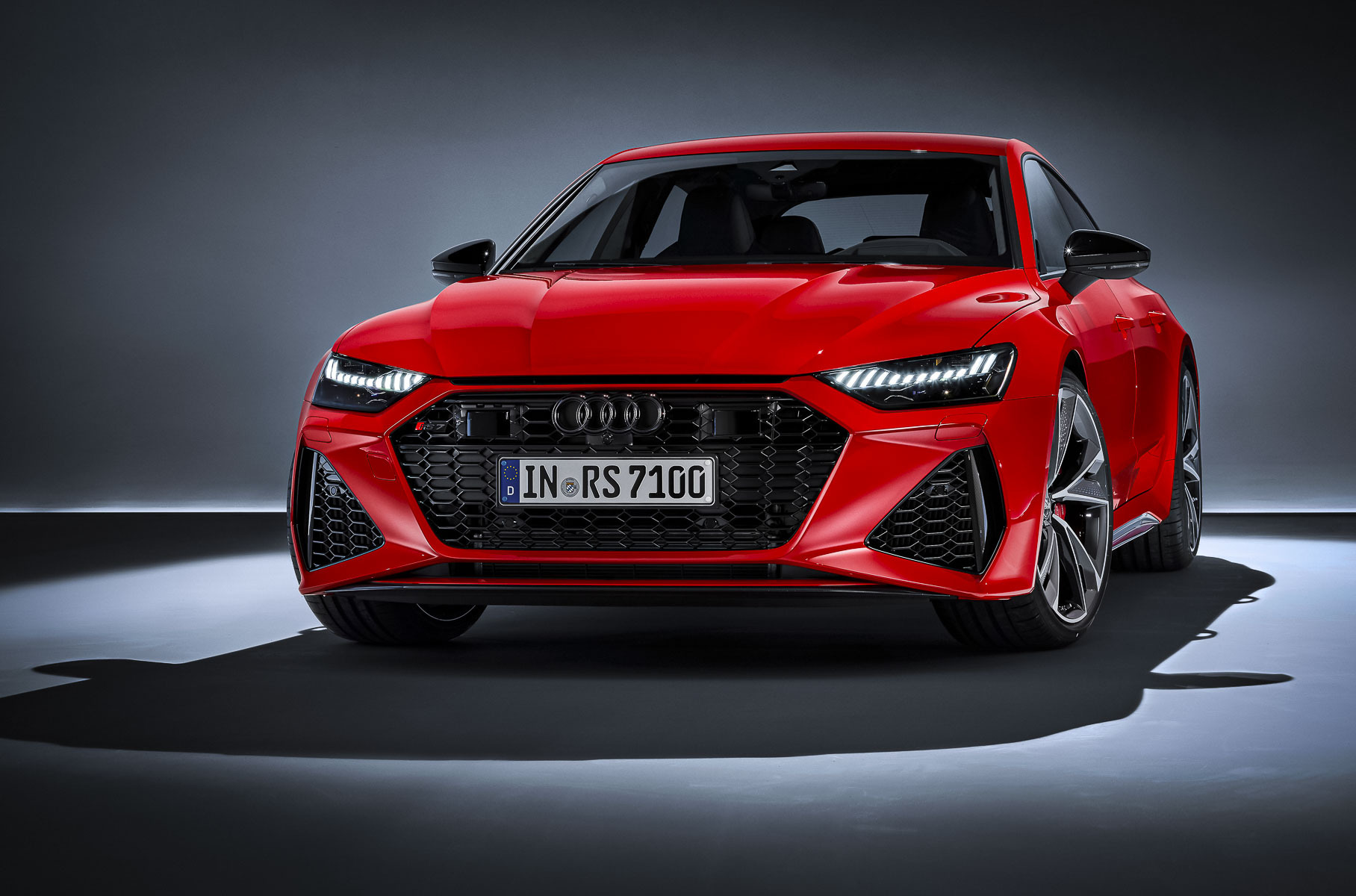 Audi назвала рублевые цены RS 6 Avant и RS 7 Sportback Audi назвала рублевые цены RS 6 Avant и RS 7 Sportback Новости