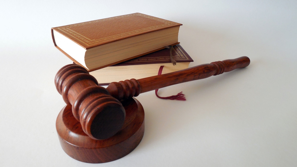 В Новосибирске осудят автомобильных мошенников за хищение 5 млн рублей