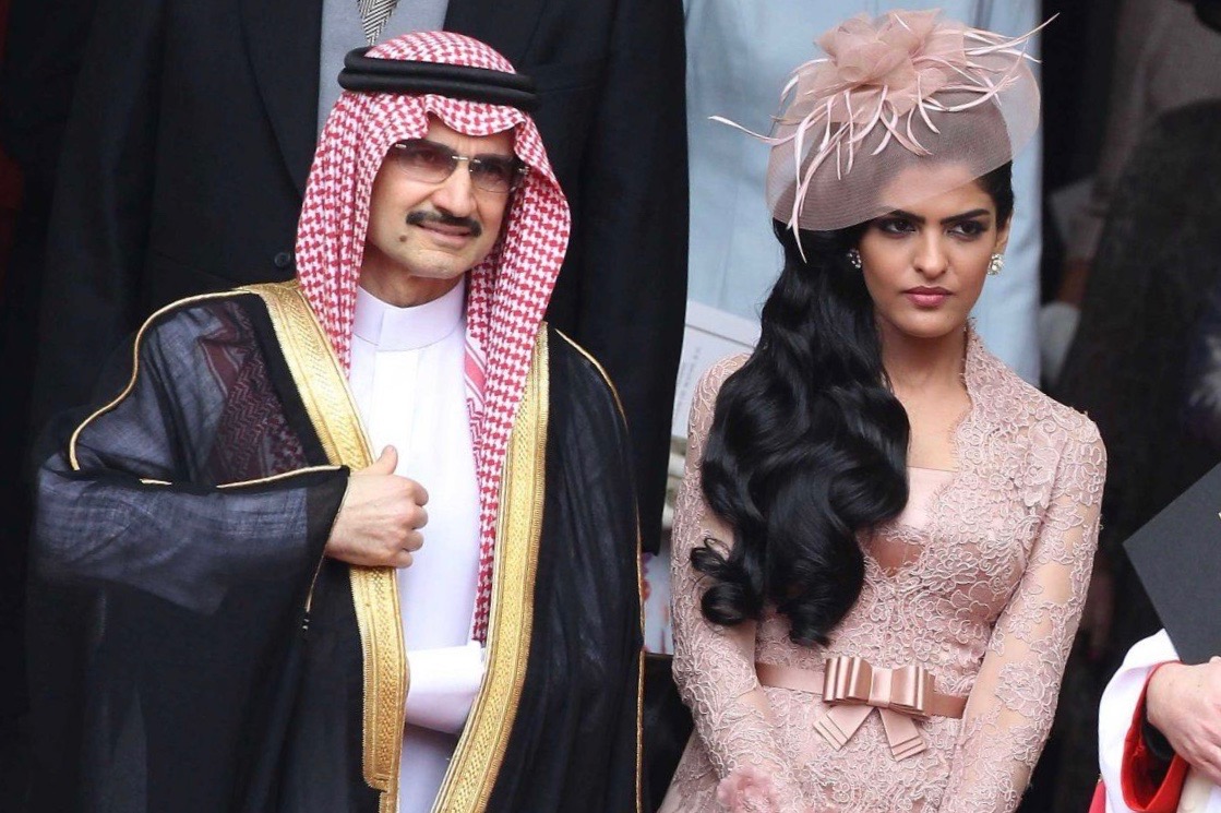 4 жены новый. Гарем принца Саудовской Аравии. Гарем шейха Саудовской Аравии. Многоженство в Саудовской Аравии. Полигамия Саудовская Аравия.