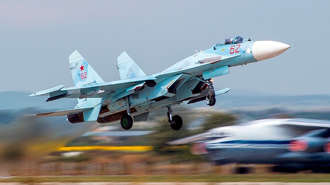 Опасная посадка Су-57 на закрытом показе для прессы