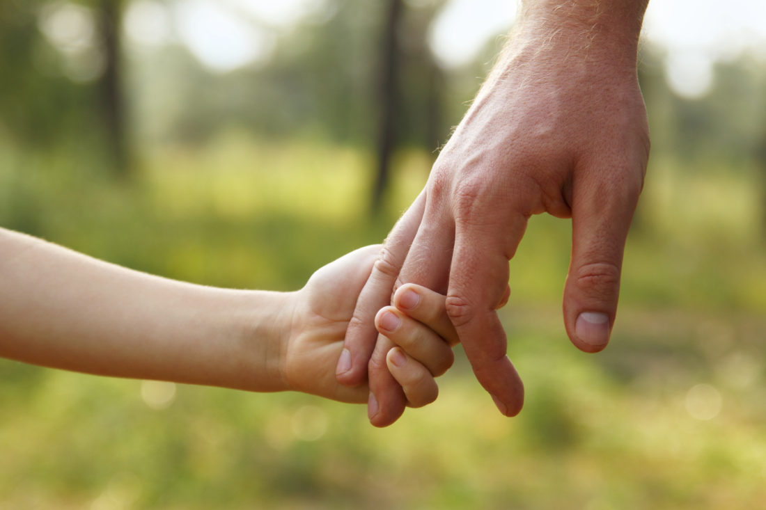 Как сделать ребенка счастливым: способы и советы для родителей