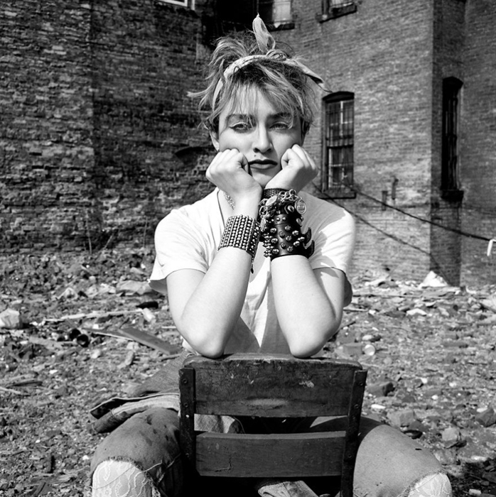 Какой была скандальная королева поп-музыки Мадонна до того, как к ней пришла слава Корман, Мадонна, Ричард, тогда, очень, стали, фотографий, время, много, Мадонной, знаменитой, является, которая, НьюЙорка, известным, насколько, ранее, фотосессия, “Music”, Скорсезе