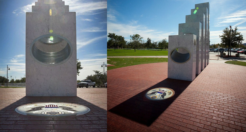 Необыкновенный памятник ветеранам, красоту которого можно оценить только 11 ноября в 11:11 утра