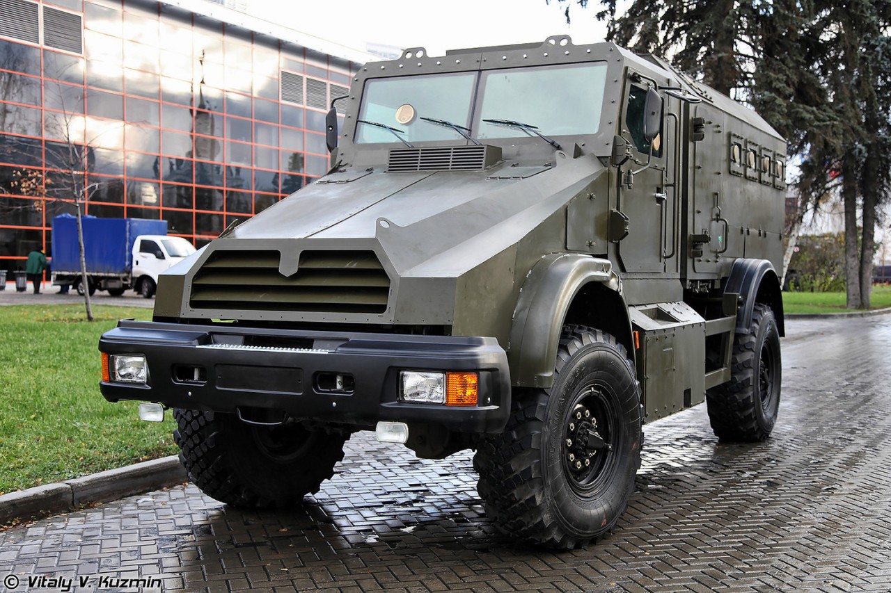 МВД закупает более сотни бронеавтомобили на 600 млн рублей