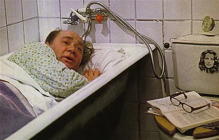 Почему в Советском Союзе ставили чугунные ванны вместо стальных