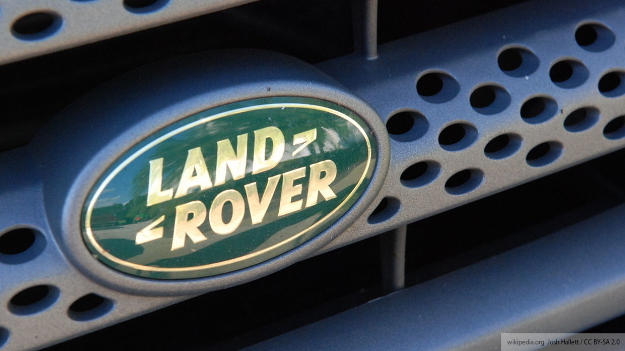 Компания Land Rover привезла в Россию новый внедорожник Defender за 4,6 млн