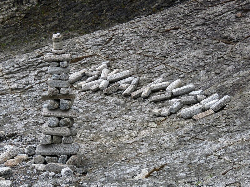 Кунашир: мыс Столбчатый Кунашир: мыс Столбчатый