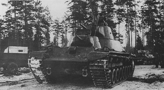 Почему была несчастна единственная женщина в истории, которая командовала танковой ротой: Дочь Кирова Почему была несчастна единственная женщина в истории, которая командовала танковой ротой: Дочь Кирова