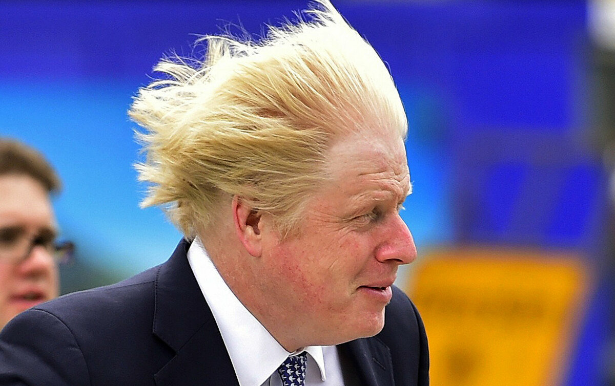 У Бориса Джонсона упал рейтинг после рождественской вечеринки