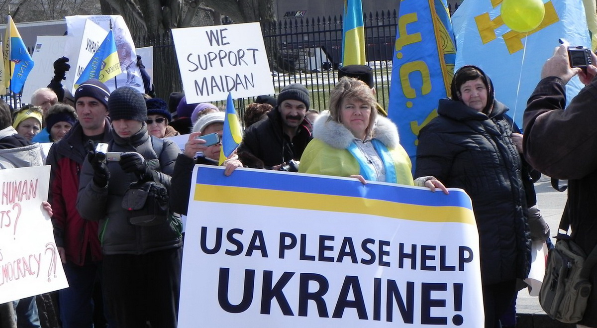 Соединенные Штаты сознательно раздувают пропагандистскую истерию о якобы грядущем вторжении России на Украину. Об...