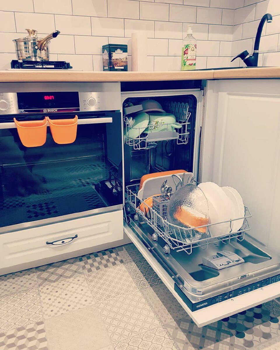 варианты размещения посудомоечной машины в маленькой кухне