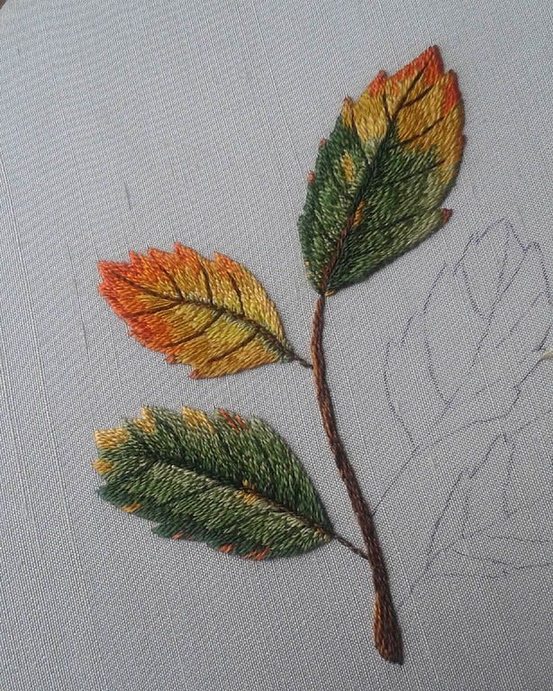 Вышивка осенних листьев: идеи и мастер-классы вышивка,рукоделие,сделай сам