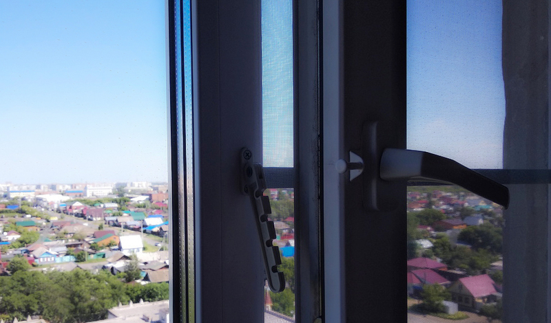 Следком назвал сроки проверки ЧП со школьницей, выпавшей из окна дома в Петрозаводске