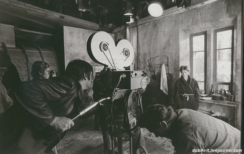 Алиса Фрейндлих и Андрей Тарковский на съемках «Сталкера», 1979 год история, советское кино, фото со съёмок