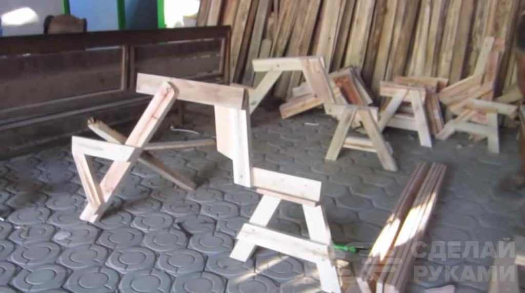 Раскладной деревянный стол-лавка своими руками можно, лавочек, части, приступаем, доски, изготовить, согласно, досок, несколько, Затем, установив, образом, возможность, изделия, таким, параллельно, точно, сторону, стороны, вторую