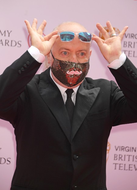 Хелена Бонэм Картер, Джоди Комер, Эйми Лу Вуд и другие на премии BAFTA-2021 сериале, Лучший, уничтожить, актриса, тебяЛучший, проект, Михаэла, актер, премию, маски, второго, комедийном, Михаэлы, победителей, церемонии, Нормальные, сериал, сценарист, апреля, номинации
