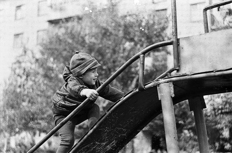 3. Детская площадка из горячего металла. 70-е, СССР, детсво, игры