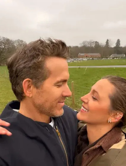 Блейк Лайвли поделилась фото из отпуска с мужем Райаном Рейнольдсом на фоне конфликта с Джастином Бальдони Блейк, Лайвли, Рейнольдс, закончится, ЛайвлиРайан, Джастина, время, Бальдони, который, Райаном, команда, которым, мужем, против, снимков, начнётся, съёмкам, внешность, порнозависимости, проекта