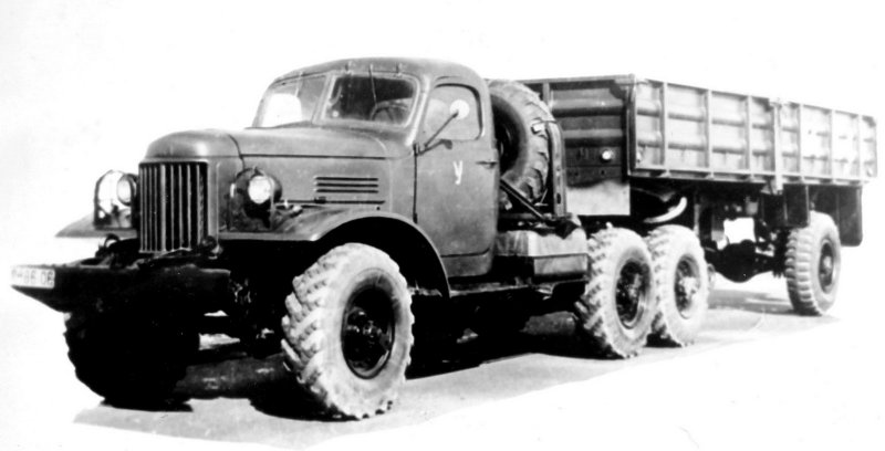 Специальный тягач ЗИЛ-157В с гидроприводом колес полуприцепа ММЗ-584 (из архива НИИЦ АТ) авто, автопоезд