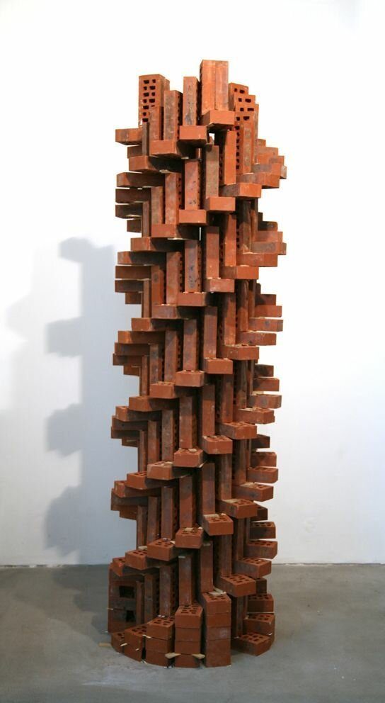 Вы мне, конечно же, не поверите, но это всё - обычные кирпичи Вы мне, конечно же, не поверите, но это всё - обычные кирпичи