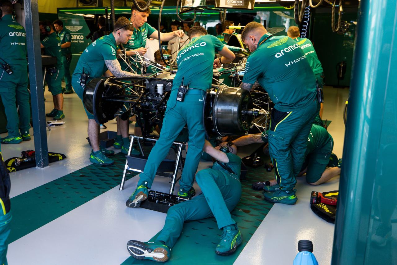 Чего ждать от нового сезона «Формулы-1»? aston martin,format-article,independent,mercedes amg,noindex,oracle (оракл),the athletic,издание,автомобиль cadillac f1 teammac26,автомобиль mercedes-benz amg formula,автомобиль mercedes-benz кими антонелли,Астон Мартин,валтерри боттас,джордж рассел,исак хаджар,Льюис Хэмилтон,люк смит,макларен,спортивный клуб,максим ферстаппен,Развлечения,ред булл (red bull),спортивный клуб,Серхио Перес,Спорт,Фернандо Алонсо,феррари (ferrari),спортивный клуб,чарльз леклерк,Чемпионат Мира,шарль леклер