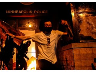 Запад утратил свою «магию»