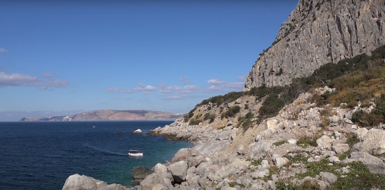 Райское место для любителей дикого отдыха: где в Крыму найти «затерянный мир»