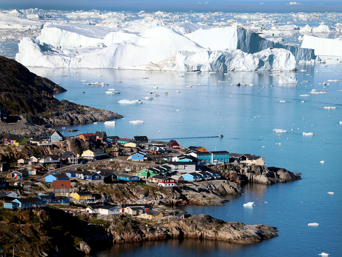 Гренландия давно стала «яблоком раздора» в отношениях крупнейших держав.-3