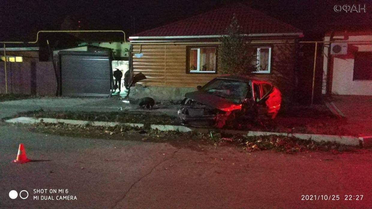 Двое подростков разбились в Ростовской области угнав дедушкину машину