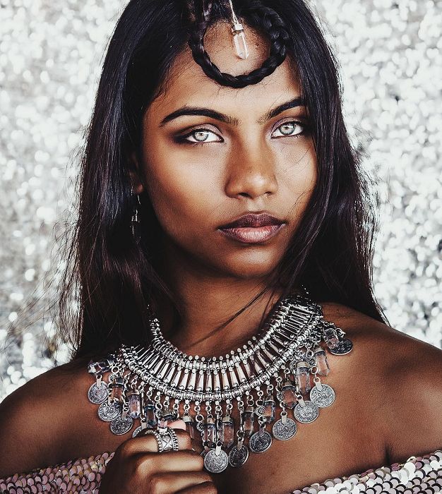 30 фото людей, которых природа щедро одарила неземной красотой 30 фото людей, которых природа щедро одарила неземной красотой