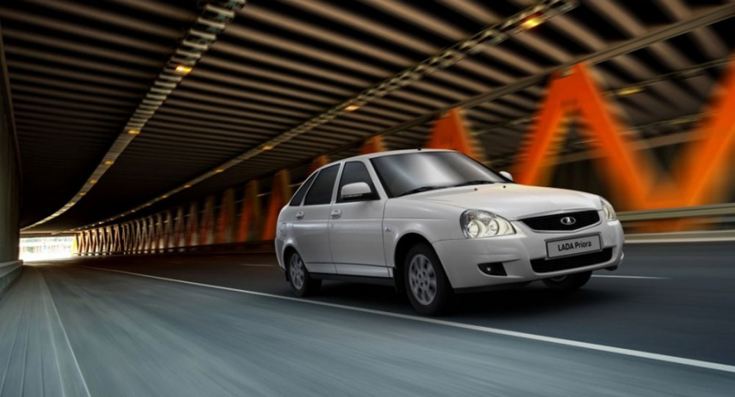 Lada Iskra впервые сфотографировали вблизи во время дорожных испытаний