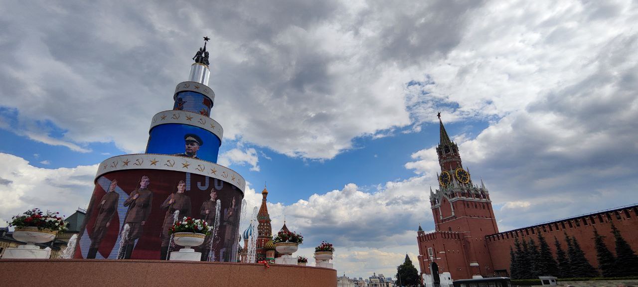 Фонтан Победителей на Красной площади, фото - Tochka Zрения