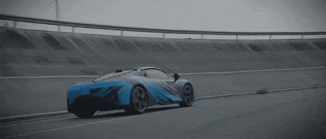 " Первый китайский суперкар на электромобиле — Aion Hyper SSR — замечен на конвейере» /></p>
<p>На мероприятии по запуску GAC Aion заявила, что создала исследовательскую лабораторию совместно с Китайским аэрокосмическим агентством для проведения исследований и разработок в области аэродинамических конструкций, элементов управления ИИ, новых батарей, двигателей, материалов, технологий спутникового дистанционного зондирования и высокоточных технологий. позиционирование.</p>
<p>Автопроизводитель также объявил об использовании технологии авиационных шин с низким теплосбережением и чипов из карбида кремния 900 В, которые работают в 2,5 раза быстрее при меньшем энергопотреблении.</p>
<p><img decoding=