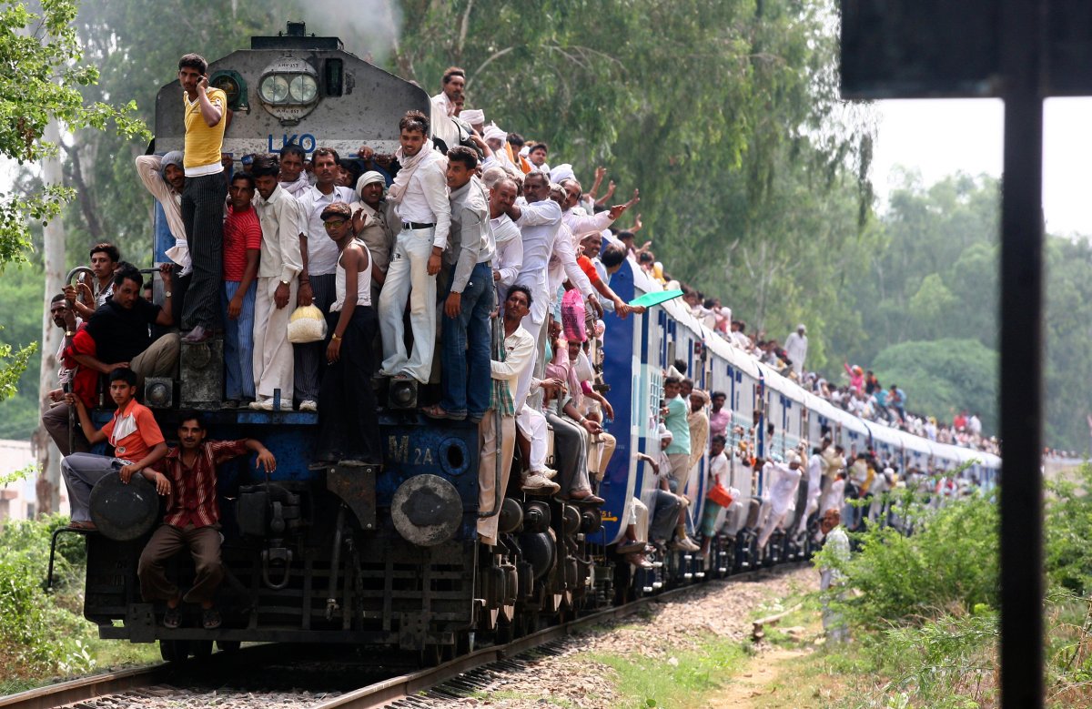 Главный принцип индийских железных дорог самый, Индии, самого, станция, в Индии —, с названием, в мире, пассажиров, транспорт, составляет, миллиона, тысяч, НьюДели, Между, человек, Например, четыре, которые, послужат, аварийными