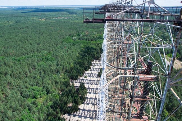 Будни "евроинтеграции" - под Чернобылем разбирают на металлолом уникальную РЛС