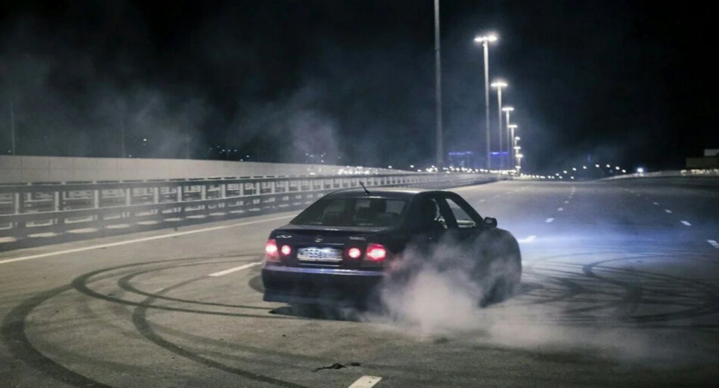 Водители получили реальные штрафы за дрифт на дорогах