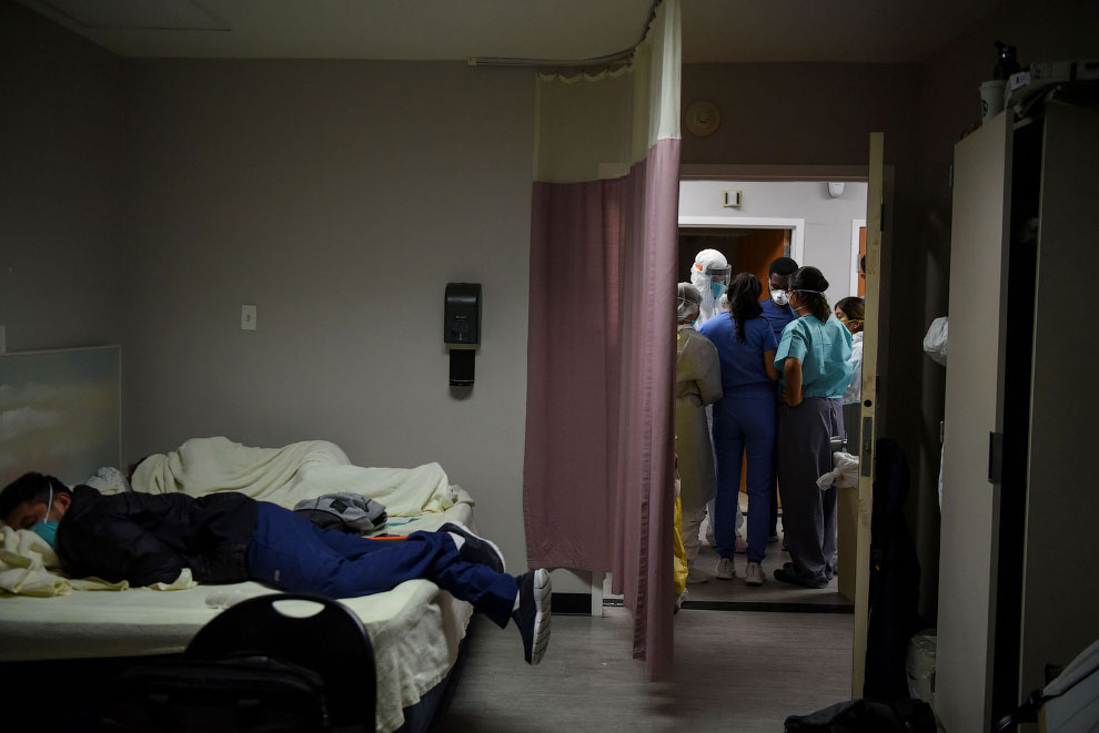 Как выглядит ковидный госпиталь в США
