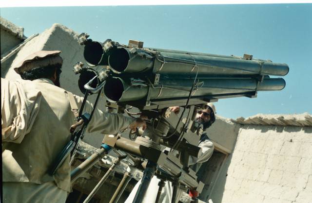 Оружие афганских душманов. Реактивные системы залпового огня и их снаряды Оружие афганских душманов. Реактивные системы залпового огня и их снаряды оружие