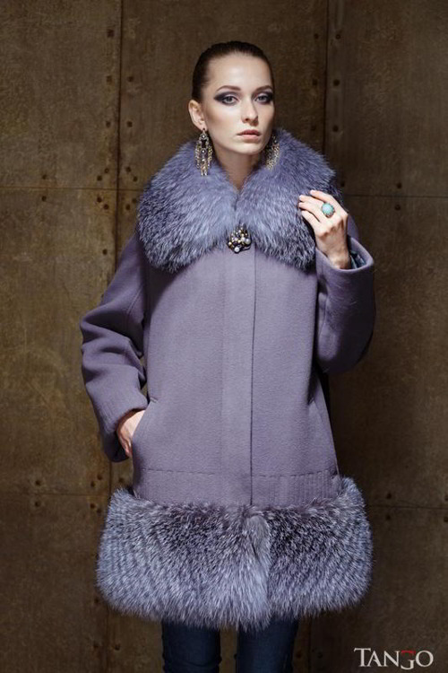 Пальто с мехом вновь на пике популярности: 22 потрясающих варианта
