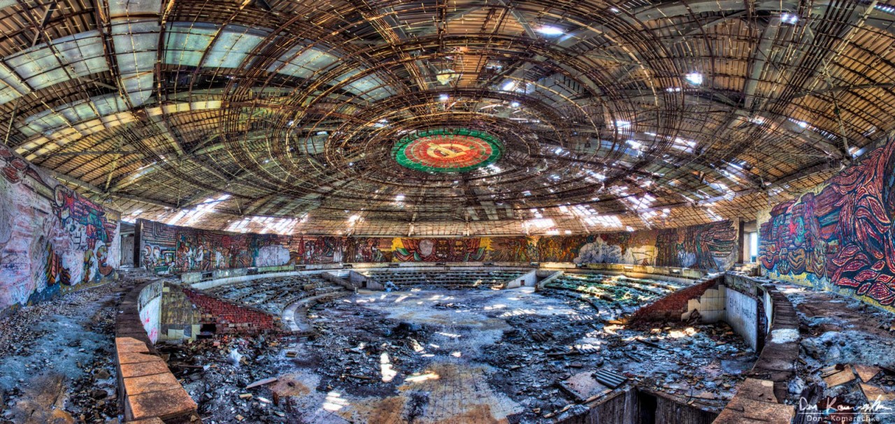 Картинки по запросу Buzludzha Monument