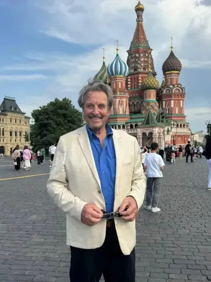 Час общения с отцом Илона Маска продают в Москве почти за 2 млн рублей Эррол, спрос, также, почти, Маска, Эрролом, Маском, время, своего, России, пасхальную, службу, храме, Христа, предоставили, Спасителя, единственному, область, Ранее, заявлял